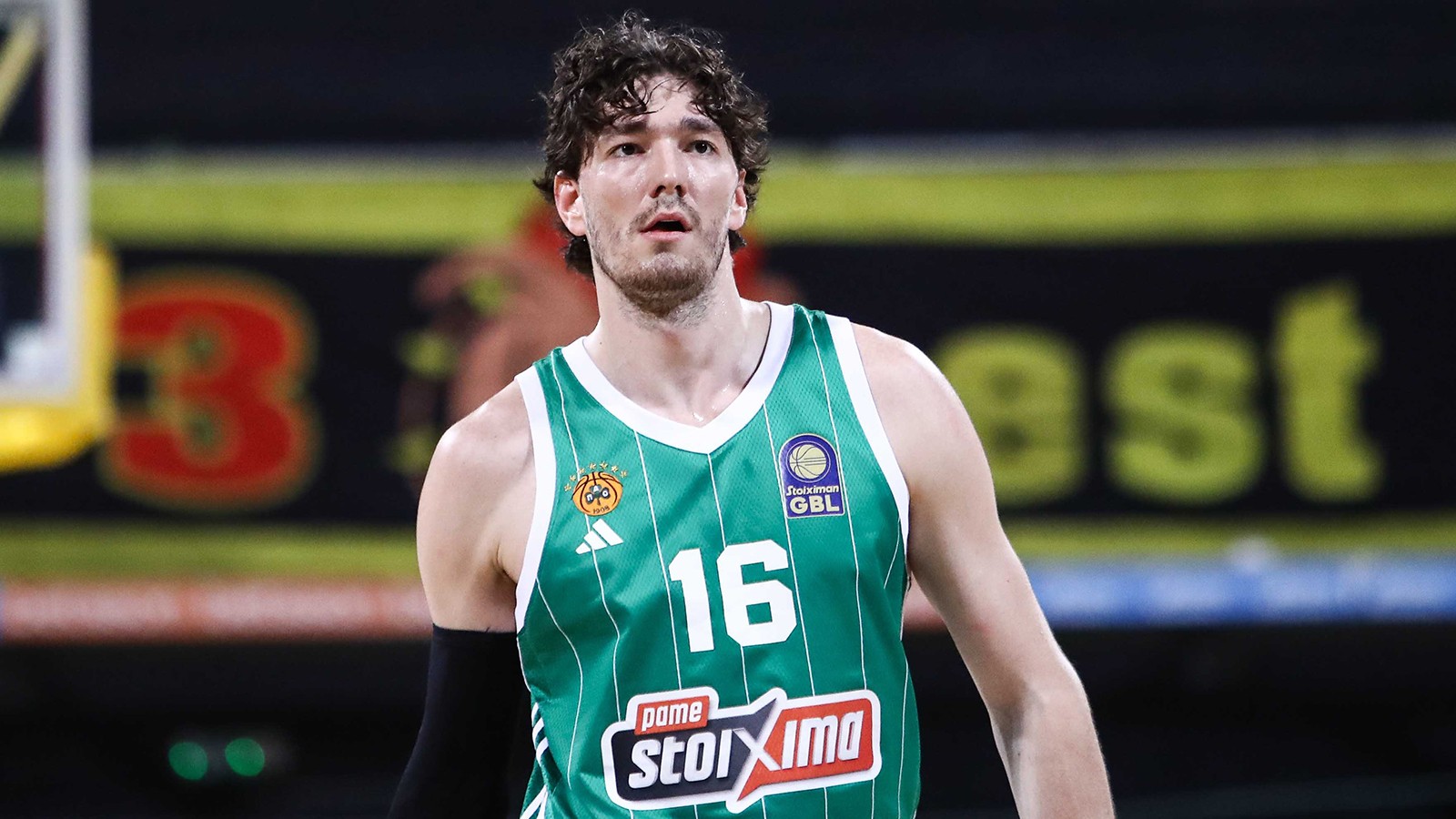 Le 19 mai de Cedi Osman partageant la Grèce confuse