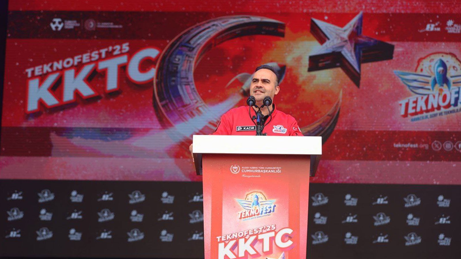 Le ministre Kacır a pris la parole lors de la cérémonie de clôture de Teknofest TRNC: Nous avons à nouveau annoncé le monde ...