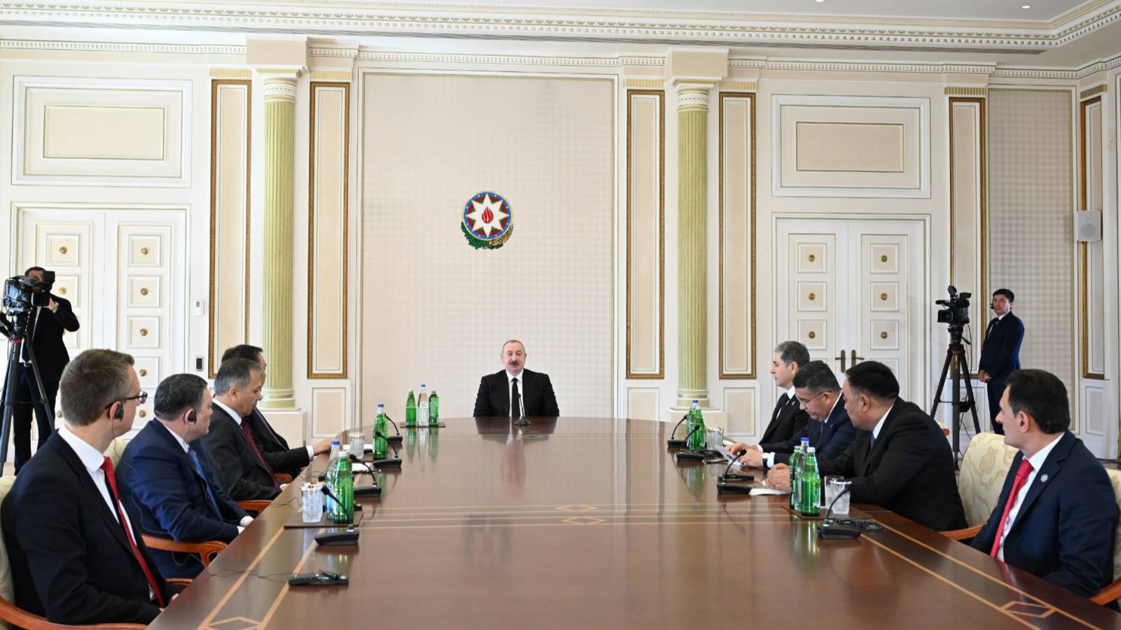 Le président azerbaïdjanais Aliyev a accepté les ministres de l'Intérieur des États turcs