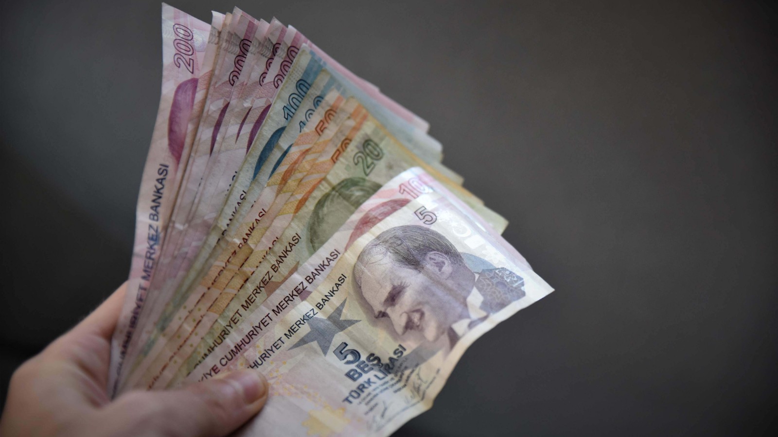 Une autre banque a annoncé la promotion de mai, atteignant 25 000 TL