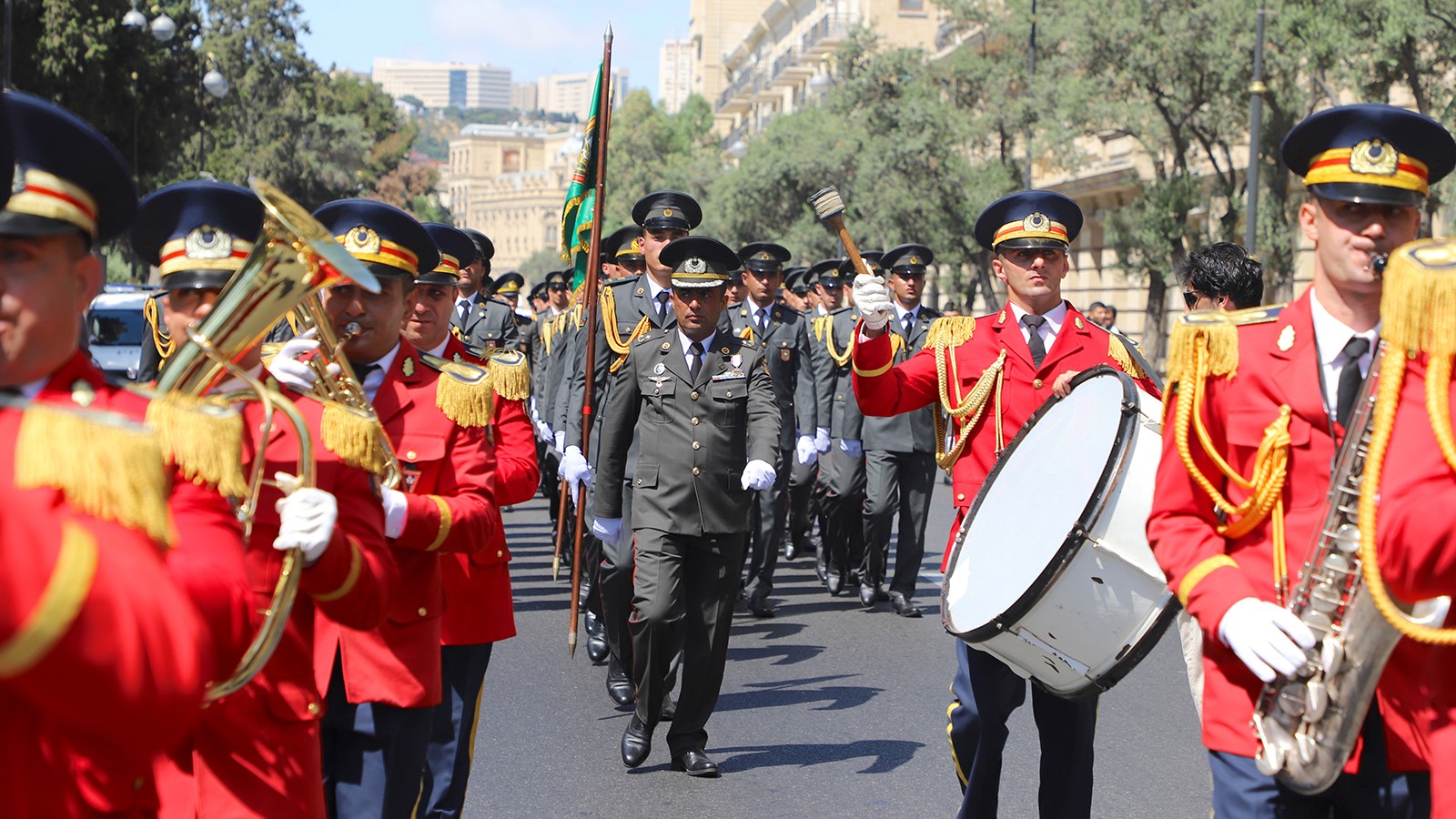 107e anniversaire de l'armée azerbaïdjanaise: luttes historiques, réalisations et coopération stratégique avec le TAF ...
