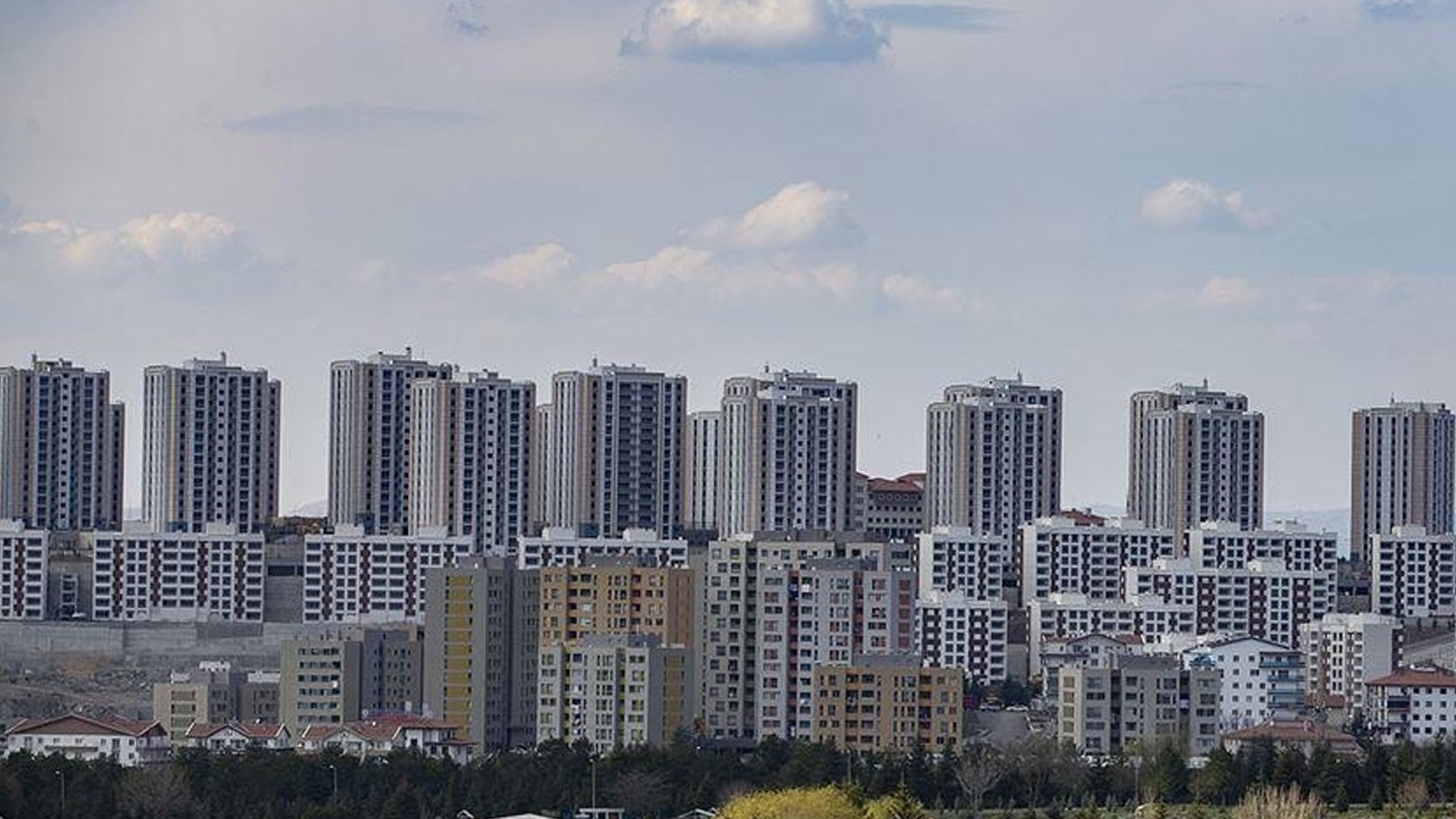 Description du projet de logement de l'institution du ministre: les jeunes qui ont terminé l'âge de 18 ans pourront postuler