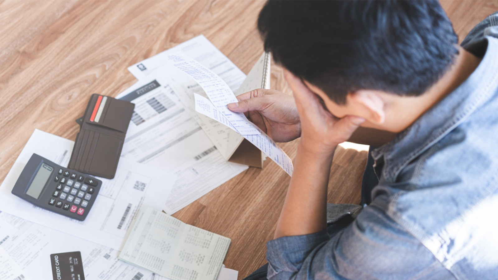 Comment sera-t-il payé? Le citoyen ferme la dette avec dette!