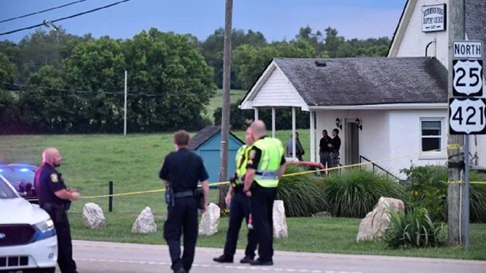 Double attaque aux États-Unis: 3 Dead 3 blessés