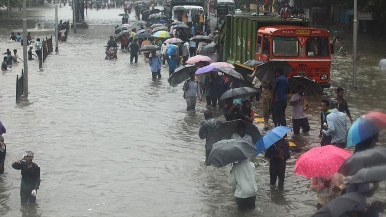 Le nombre de ceux qui sont morts dans les inondations en Inde sont passés à 69