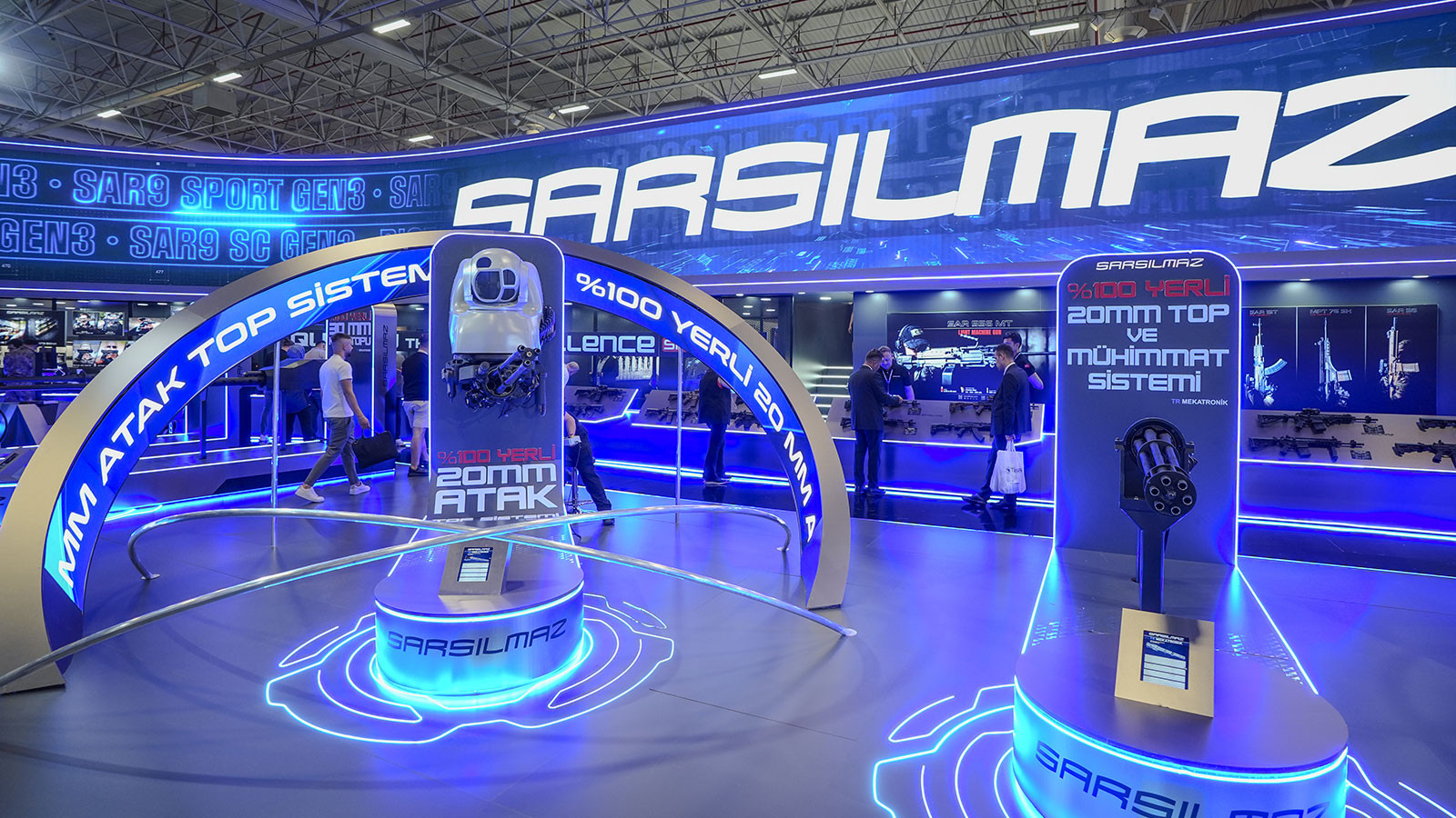 Sarsılmaz, la boule de nez d'attaque et les robots noirs sans pilote sont apparus dans IDEF 2025