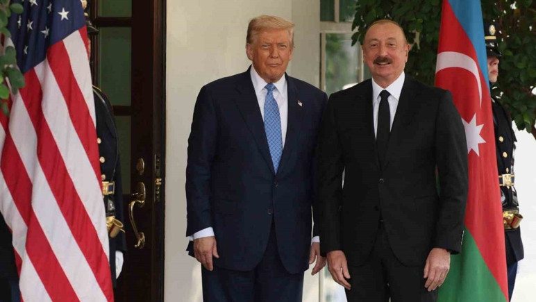 Le centre de l'équation à Ankara, Türkiye dans le Caucase - Image: 2