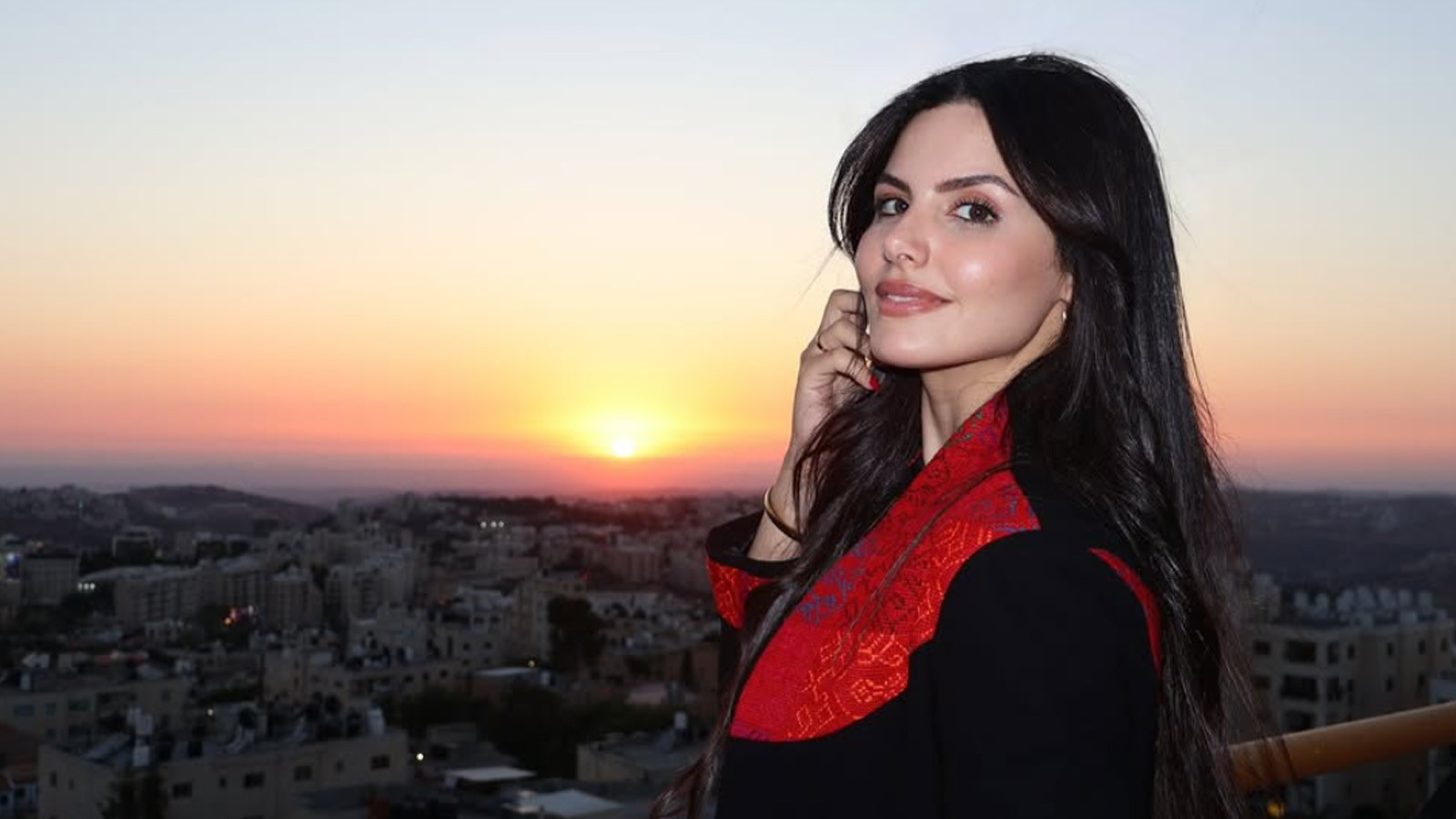 La première fois, il représentera la Palestine, qui participera au concours Miss Univers.