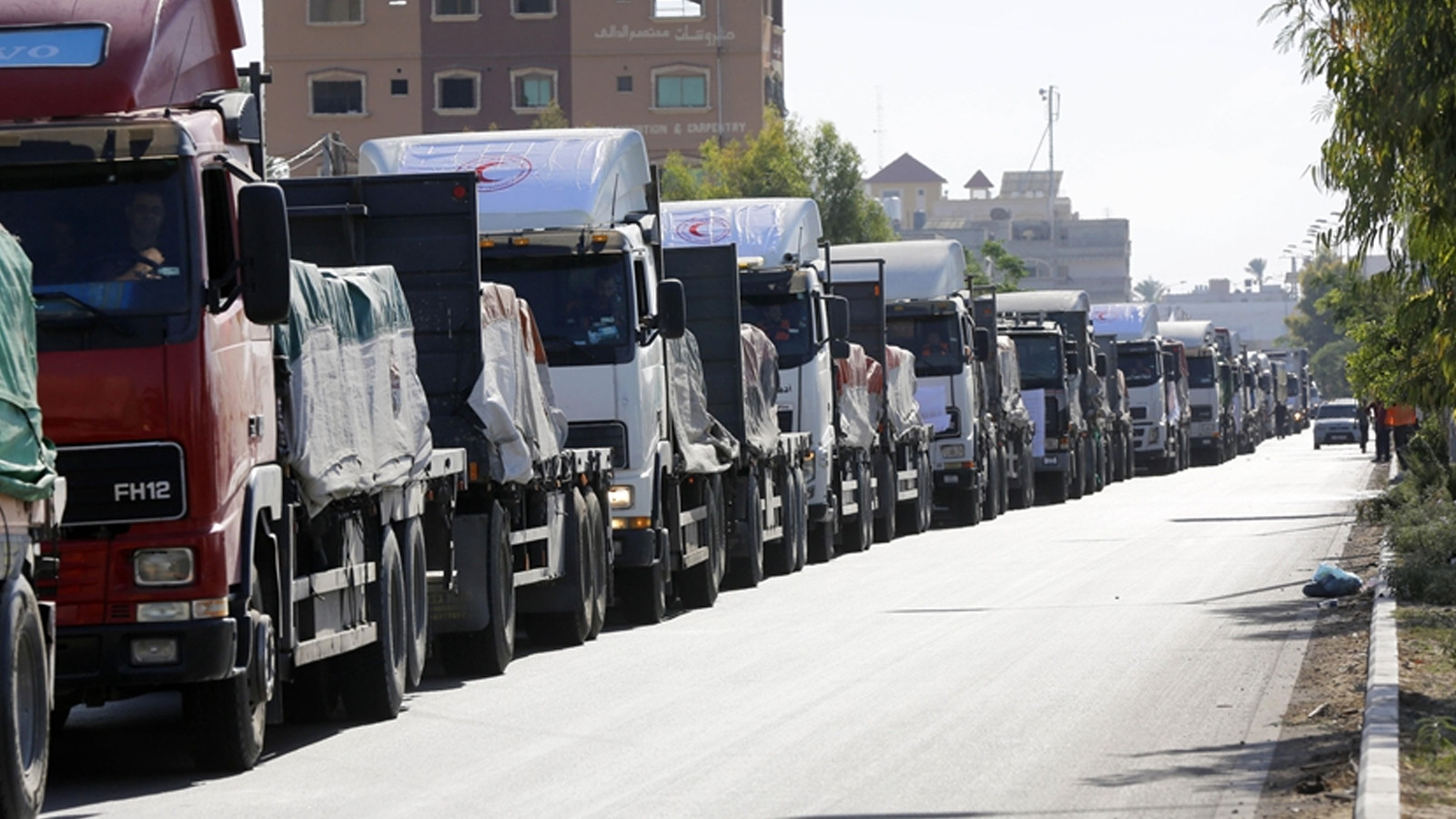 Alors que 1800 camions d'aide doivent entrer dans Gaza au cours des trois derniers jours, seulement 266 ont pu entrer