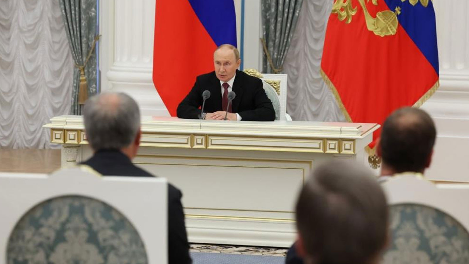 Description de la rencontre avec Trump de Poutine: c'était très utile dans le temps et très utile