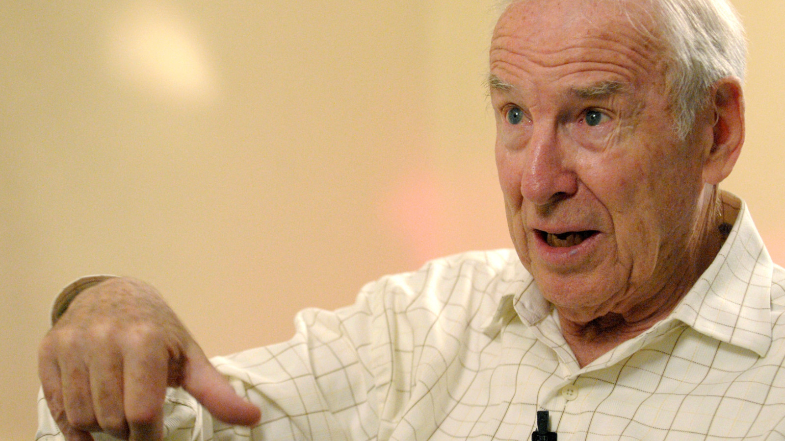 "Houston, nous avons un problème", l'astronaute légendaire Jim Lovell a perdu la vie