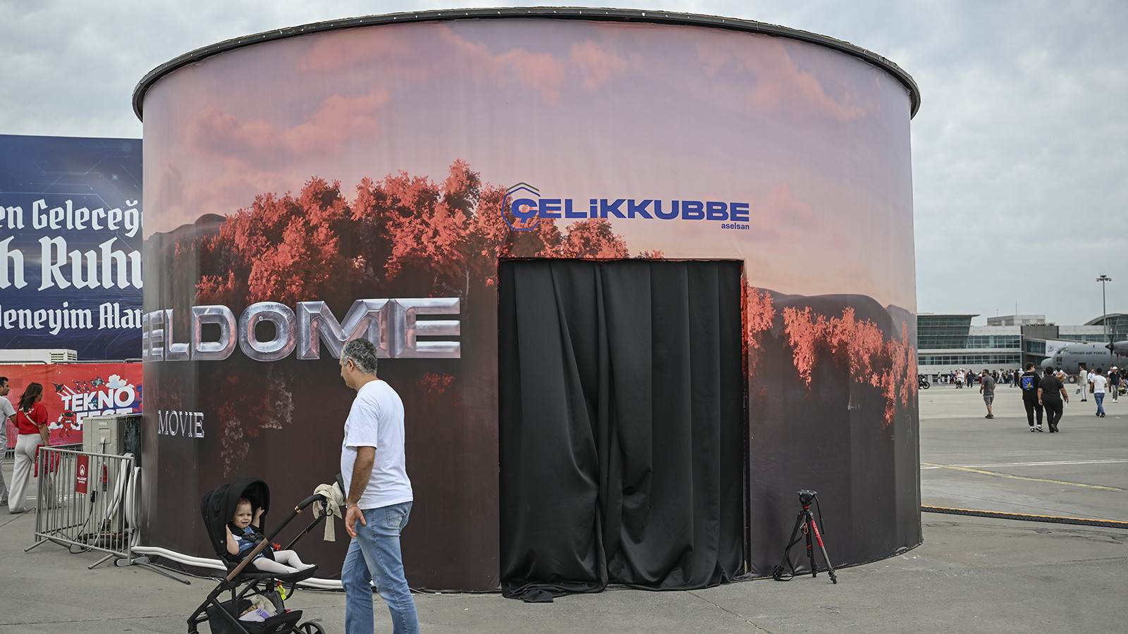 Expérience en dôme en acier chez Teknofest