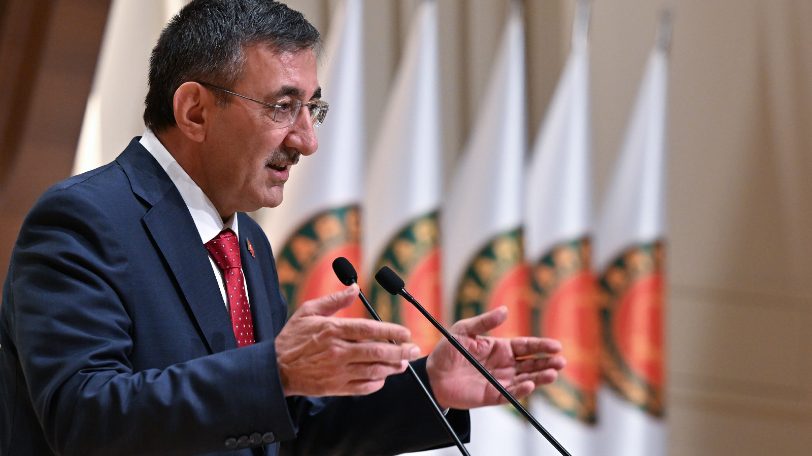 Le vice-président Yilmaz a annoncé: sera annoncé à 9 heures demain