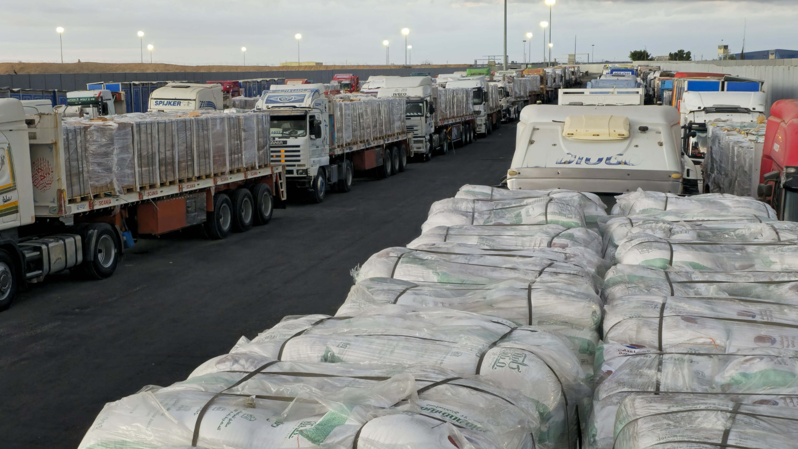 Des camions humanitaires sont entrés à Gaza