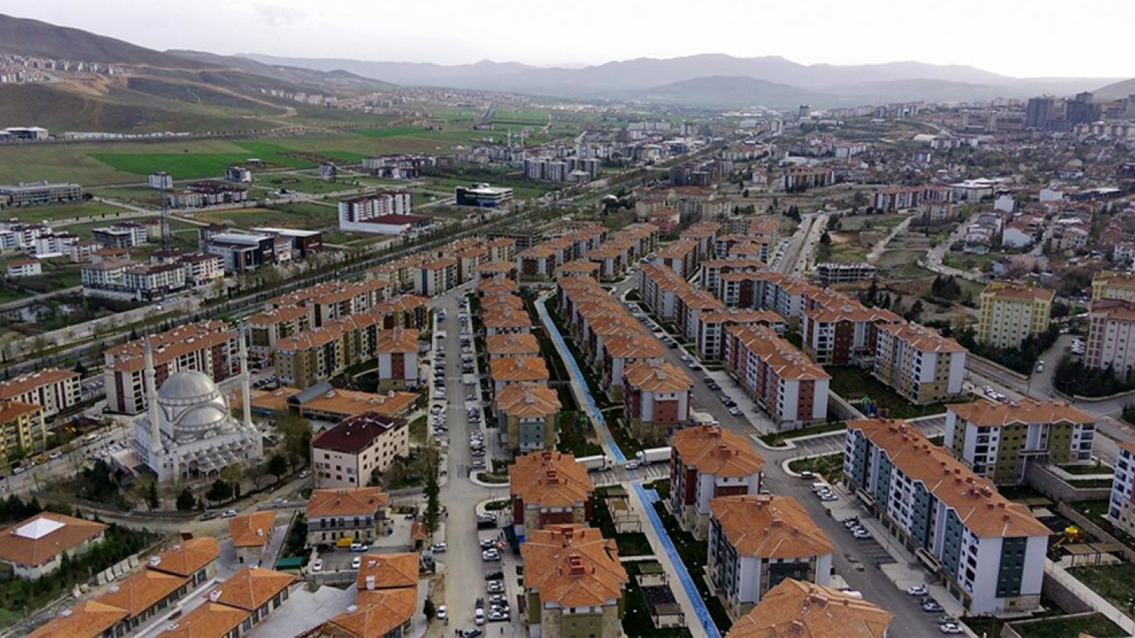 Le débat qui a commencé avec le toit ! L'architecture urbaine change