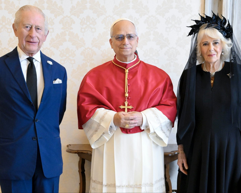 Le roi d'Angleterre et le pape ont prié ensemble pour la première fois depuis 491 ans - Photo : 2