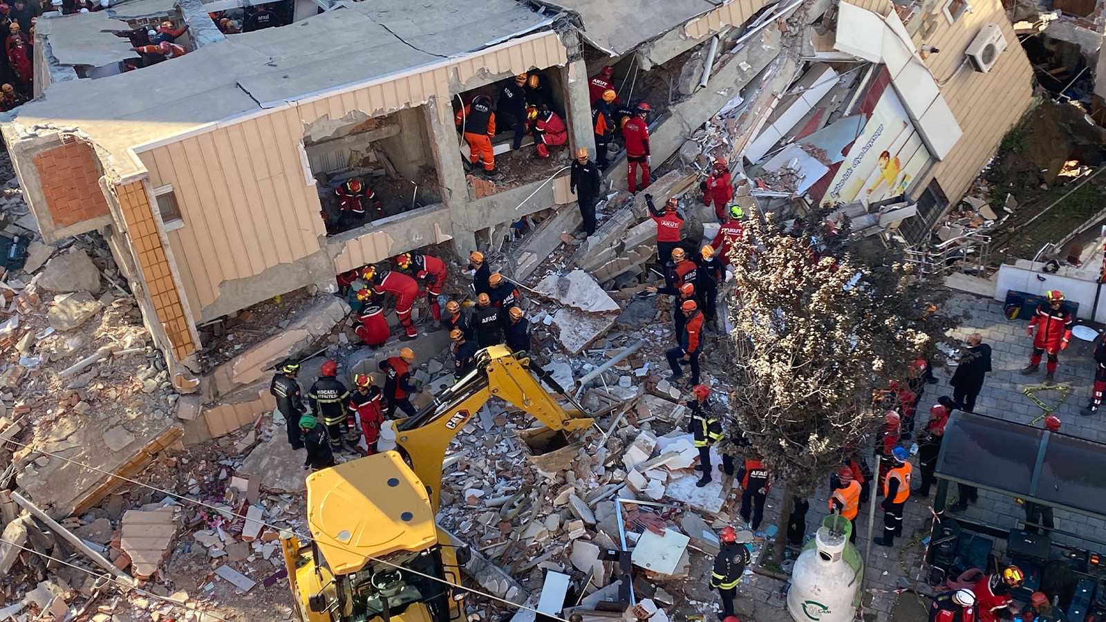 Chaîne de négligence, pourquoi le nouveau bâtiment de Gebze s'est-il effondré ?