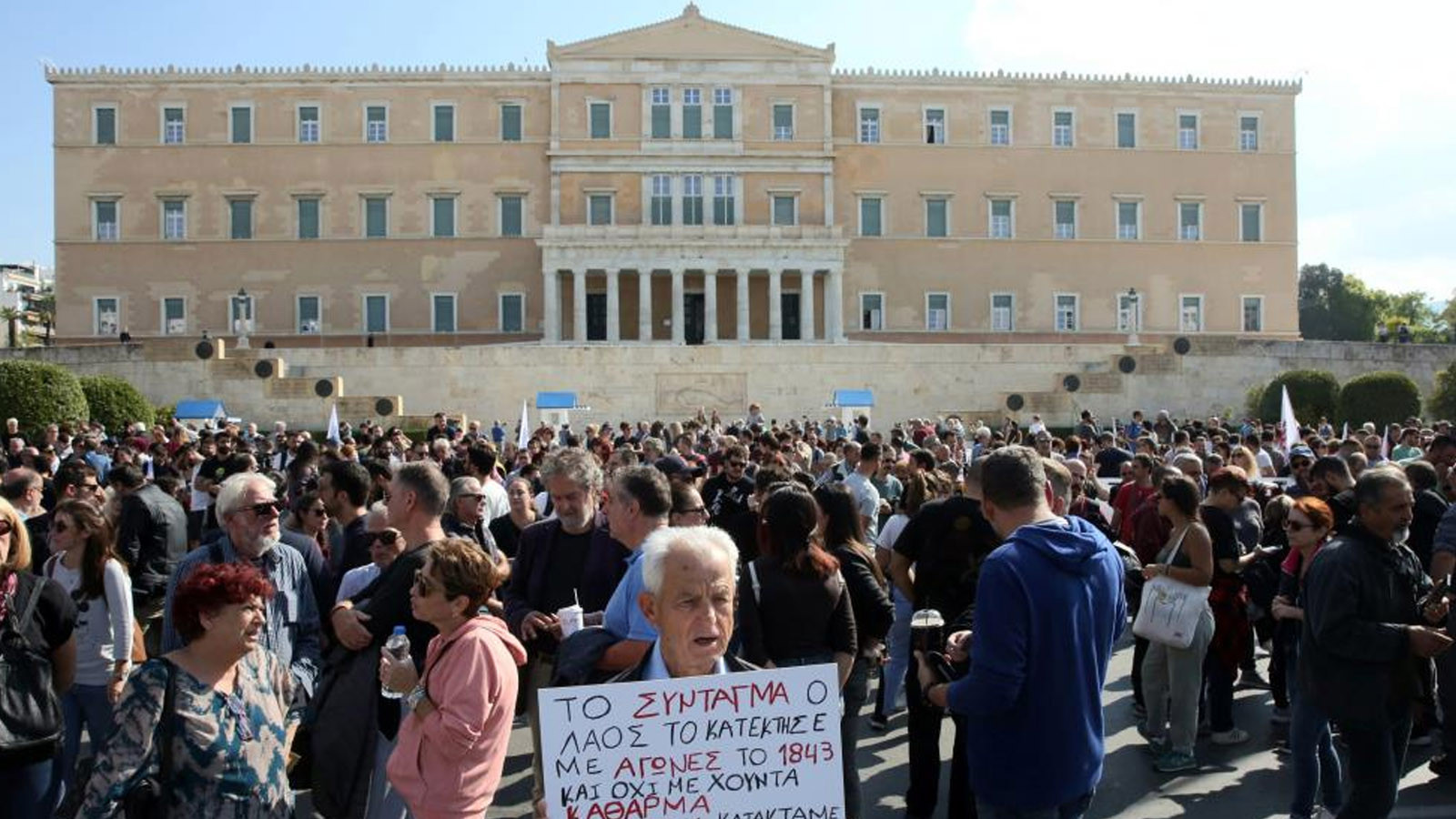L'eau n'est pas apaisante chez le voisin ! Deuxième grève contre le projet gouvernemental d'allongement du temps de travail