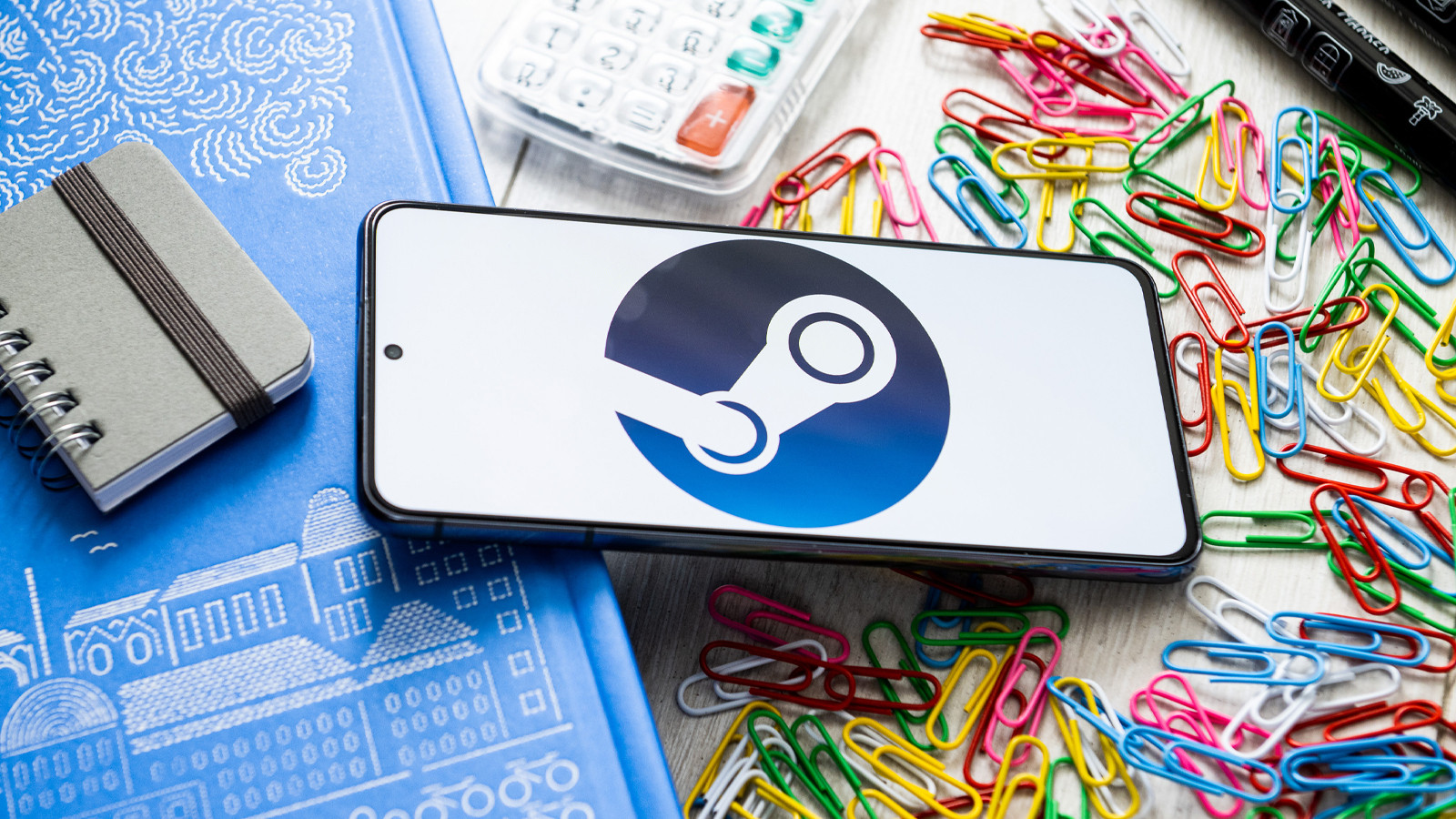 Les "remises d'automne" à vapeur ont commencé: jusqu'à 90% de rabais