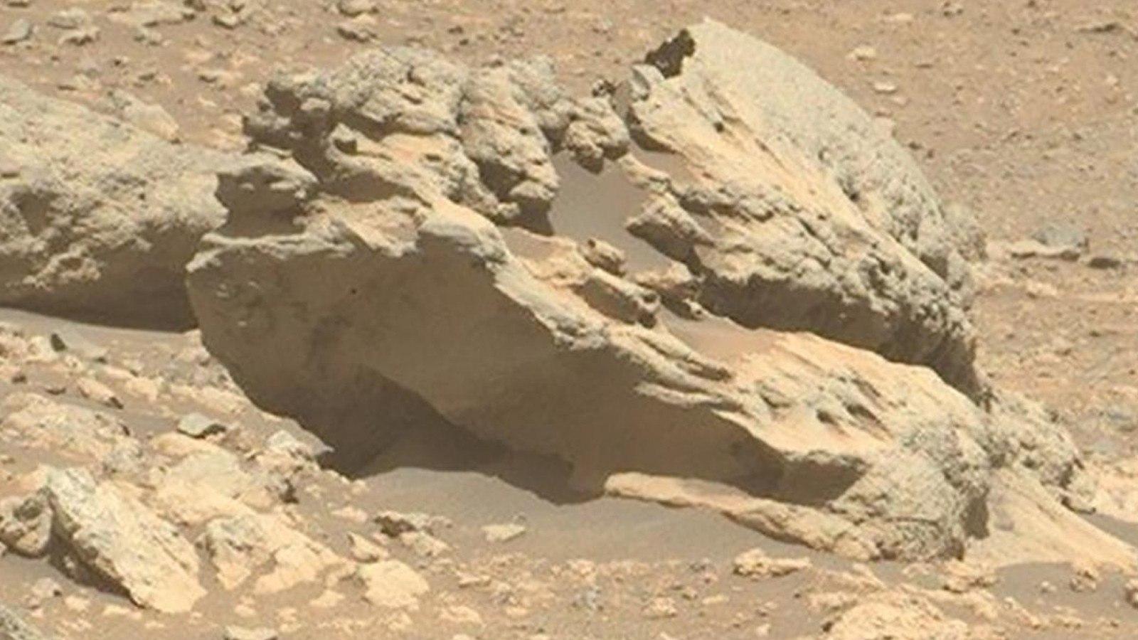 La NASA a découvert une roche sur Mars qui n'y appartient pas