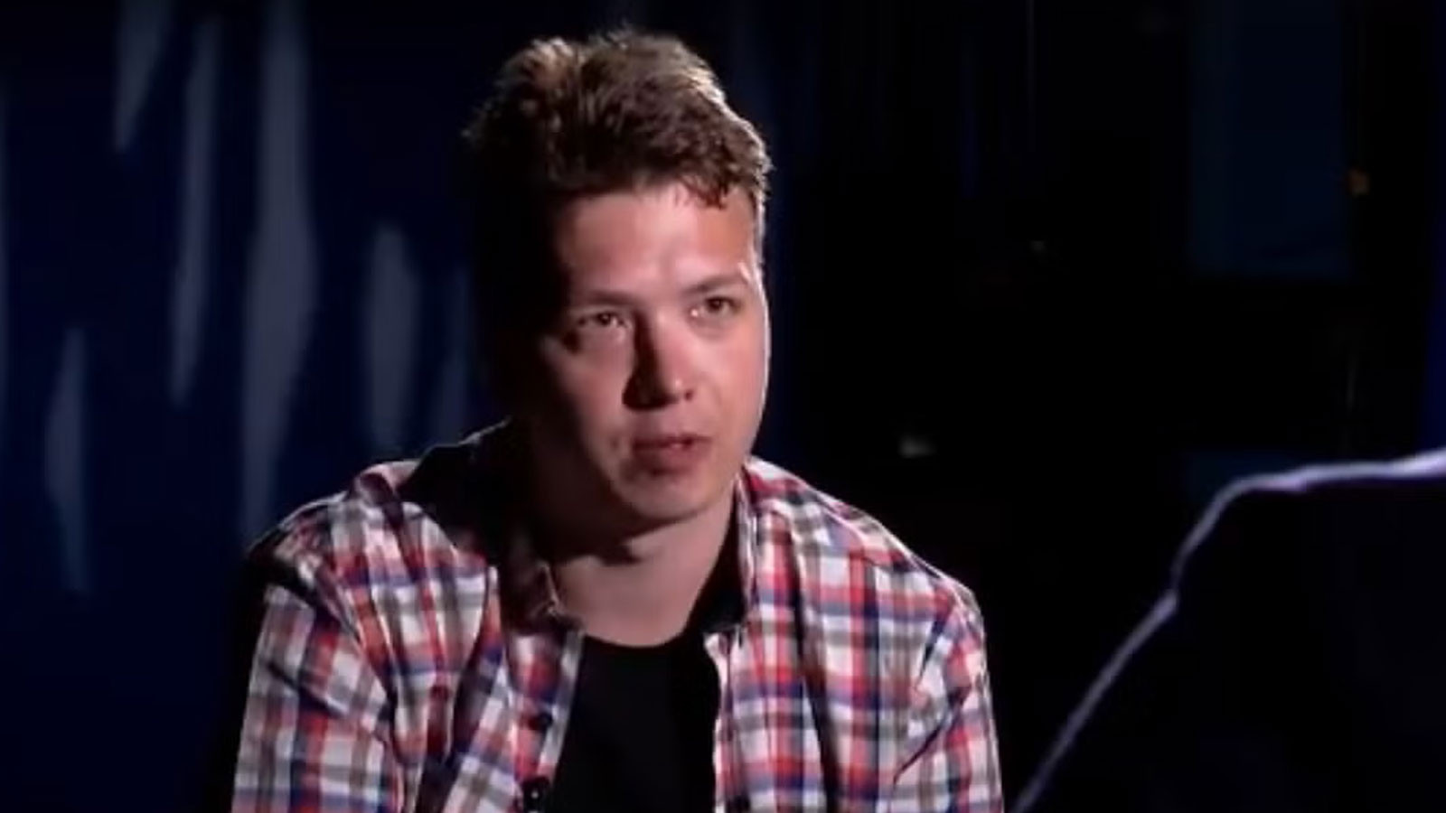 Il était connu comme un dissident ! Il a dit qu'il était un "travailleur du renseignement"