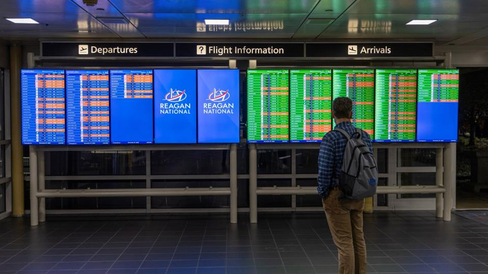 La fermeture du gouvernement aux États-Unis a également affecté le transport aérien : plus de 1 700 vols ont été annulés