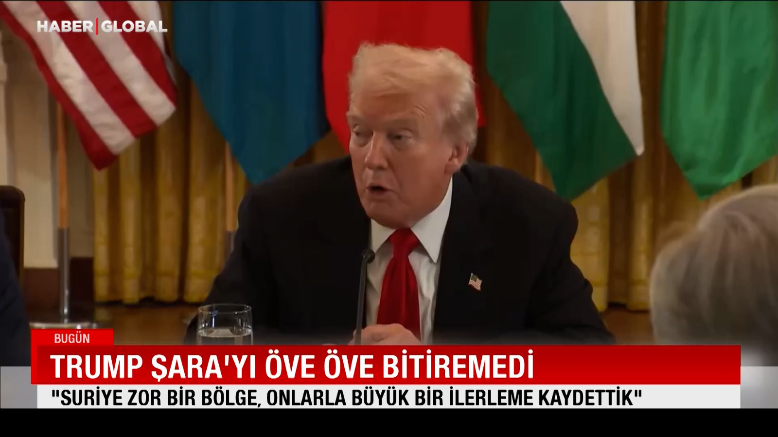 Trump ne pouvait s'empêcher de faire l'éloge de Shara