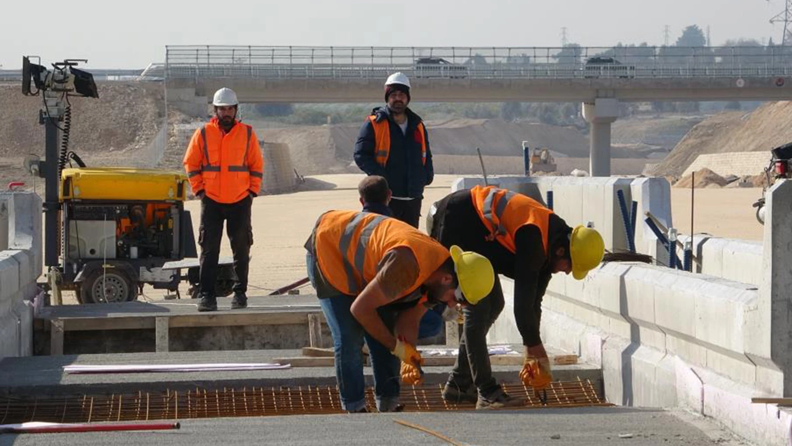 4 000 personnes travaillent, 84 pour cent sont terminés