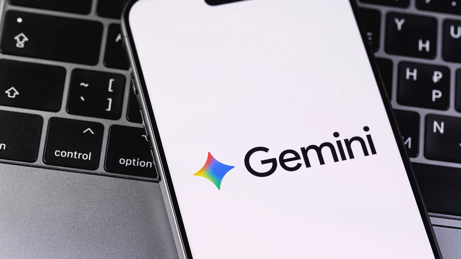 Énorme collaboration d'Apple et de Google