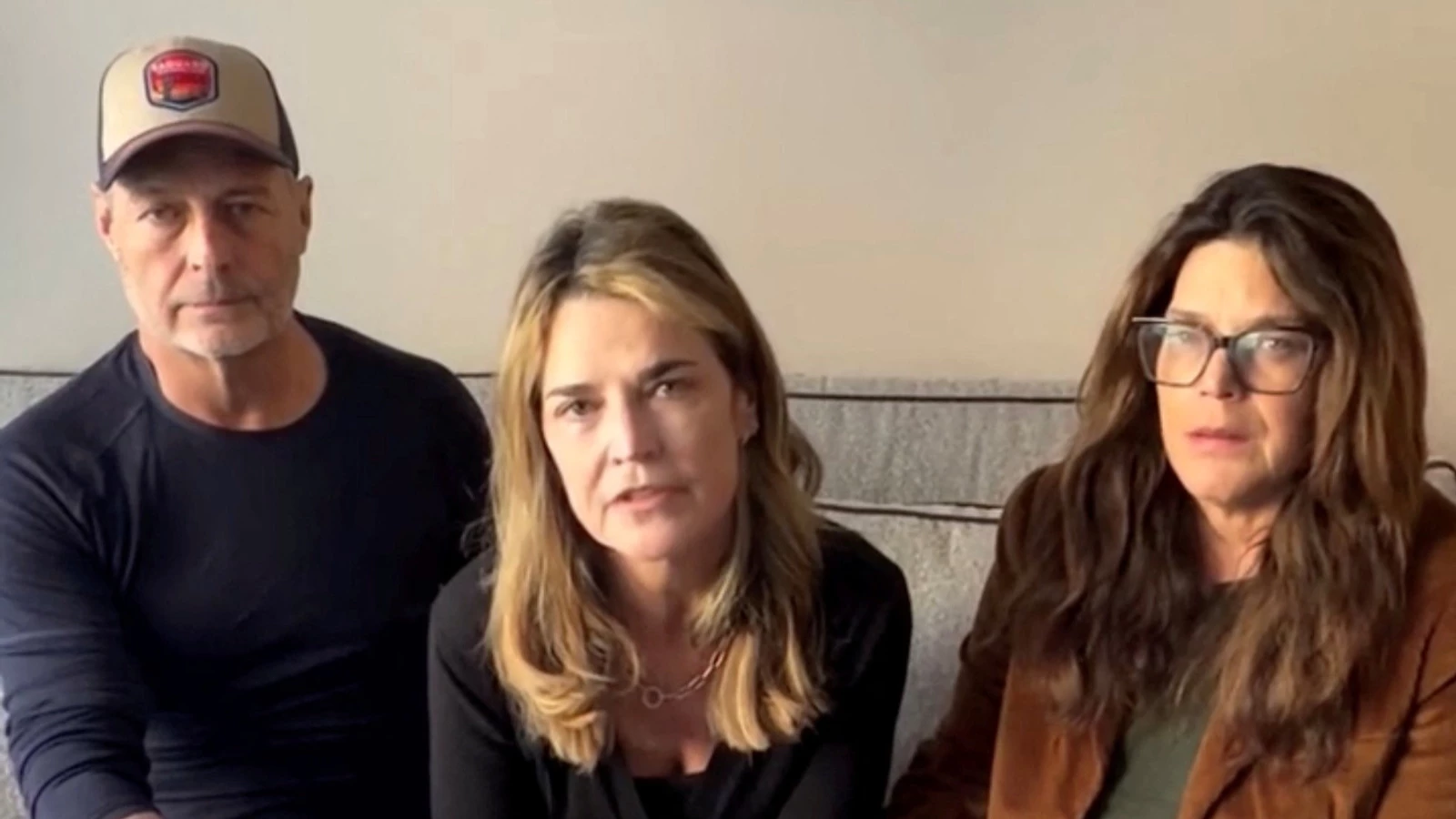 Un célèbre lecteur de journaux a accepté de payer une rançon pour sa mère kidnappée