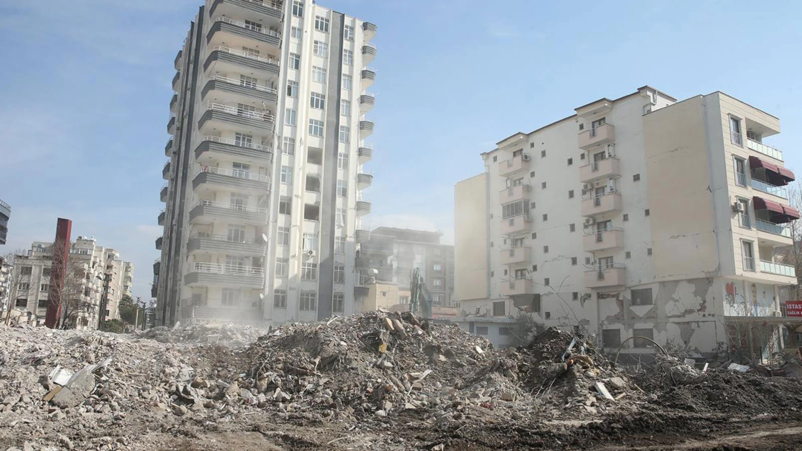 Limite légale 40, mesurée 128 ! Pollution de l'air dans la zone du séisme