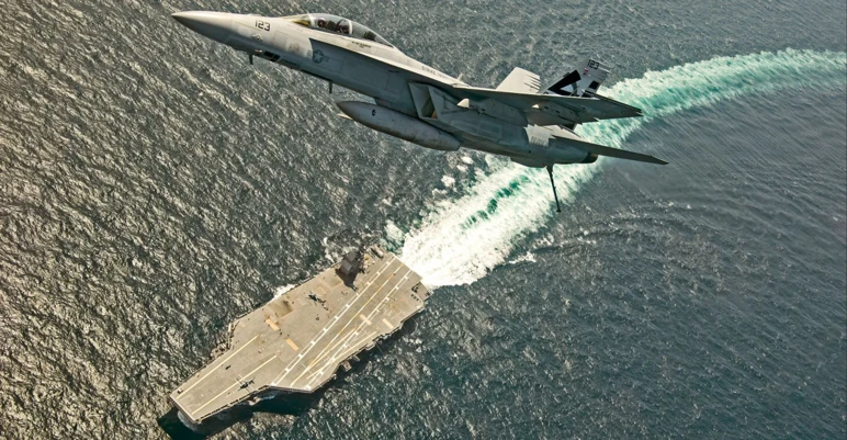 Imposer des conditions par la force ! Porte-avions, outils de pression américains - Photo : 2