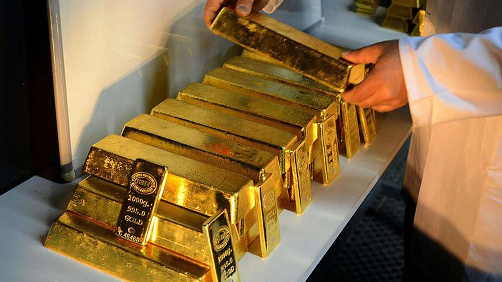 Le prix du kilogramme d'or est tombé à 7 millions 440 mille lires