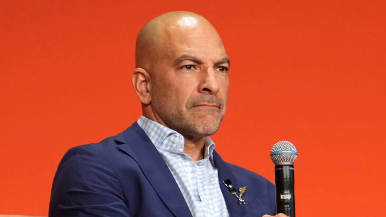 Le célèbre médecin mentionné dans les documents d'Epstein démissionne