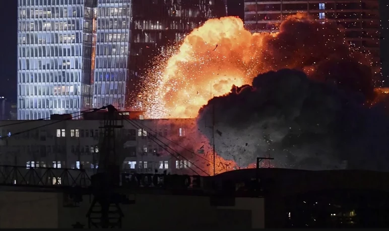 Les cartes sont redistribuées, le système unipolaire est-il en train de s’effondrer ? - Photo : 2