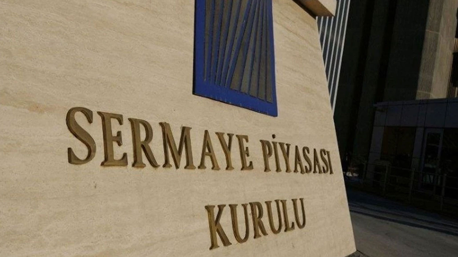 CMB a modifié la réglementation concernant l'identification à distance et les contrats électroniques