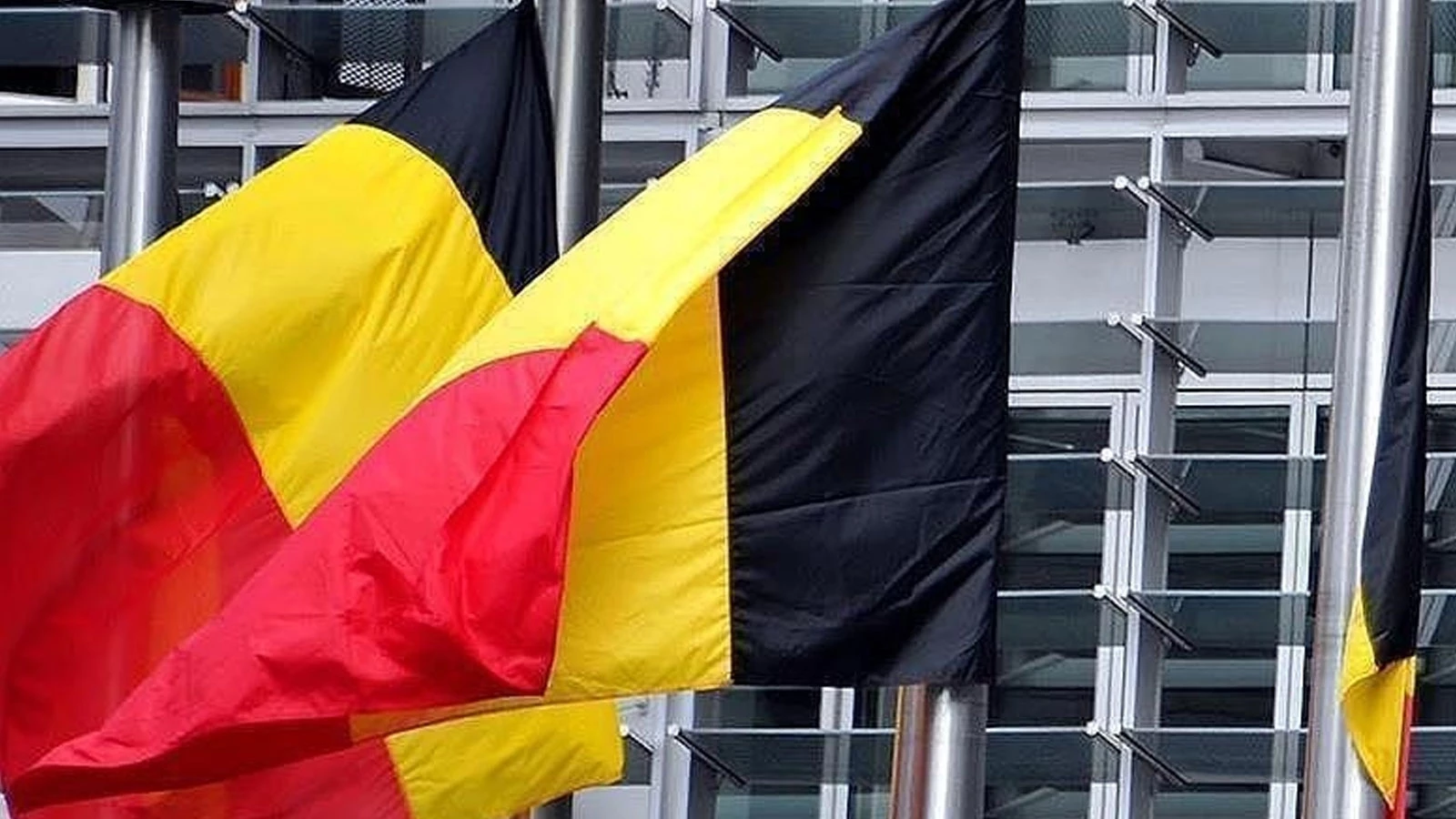 La Cour constitutionnelle belge suspend certaines mesures gouvernementales en matière d'asile et d'immigration