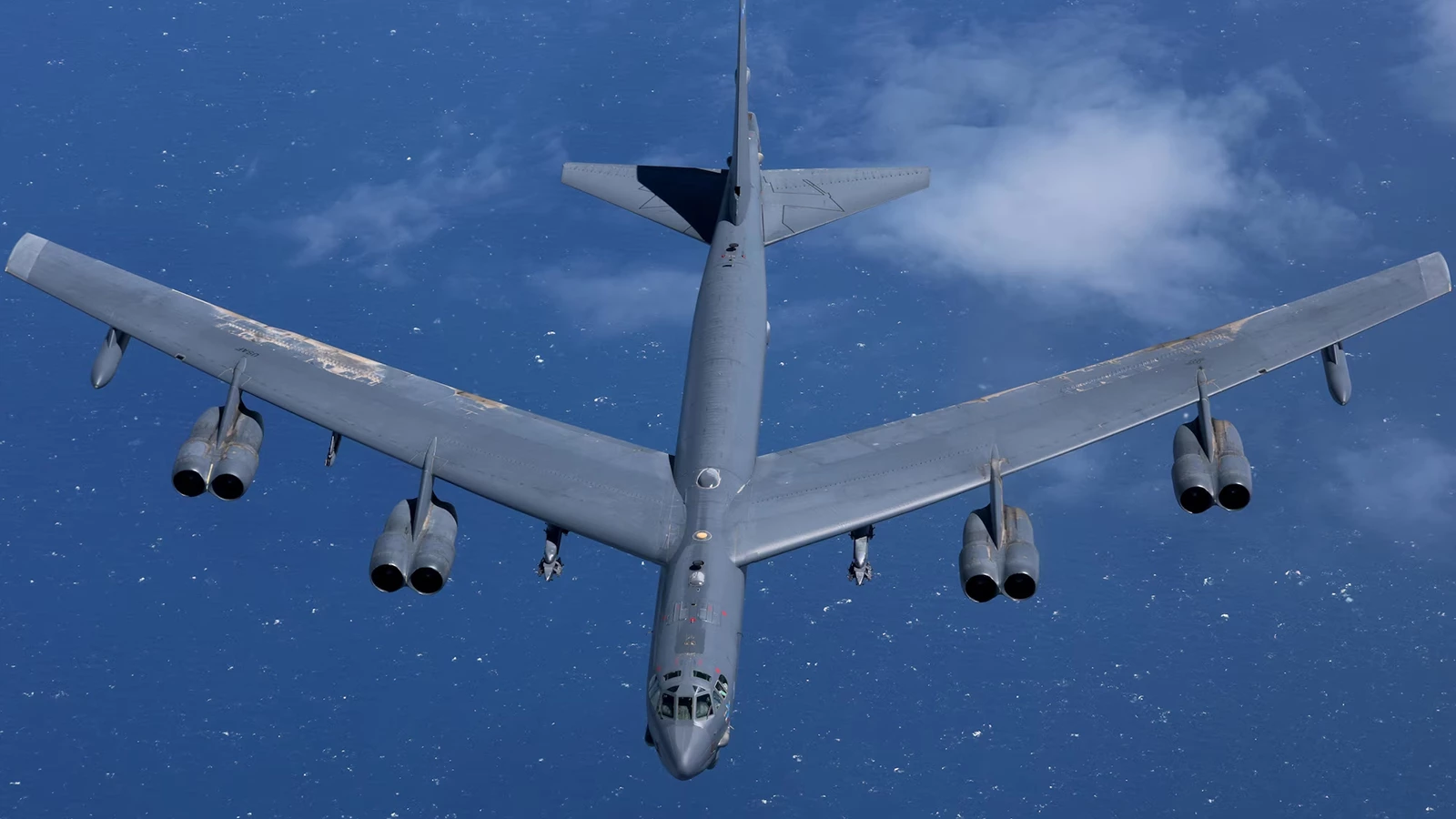 Les bombardiers américains ont atteint leur base en Angleterre