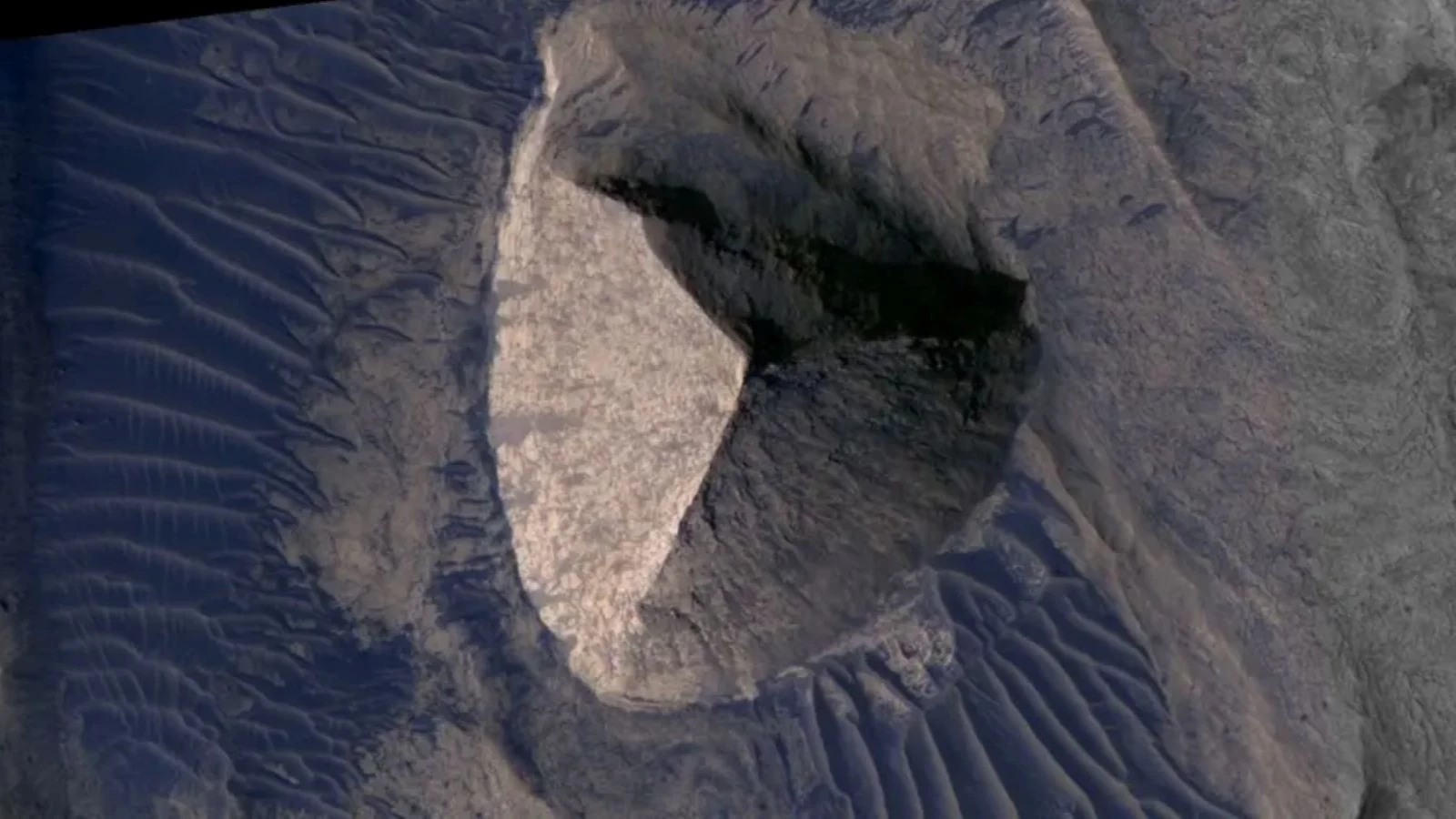 Une nouvelle a rejoint les hallucinations de Mars : Pyramide