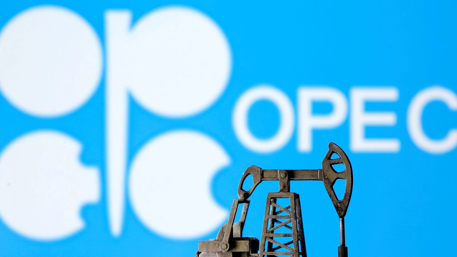 Après la guerre, la production pétrolière de l'OPEP a diminué