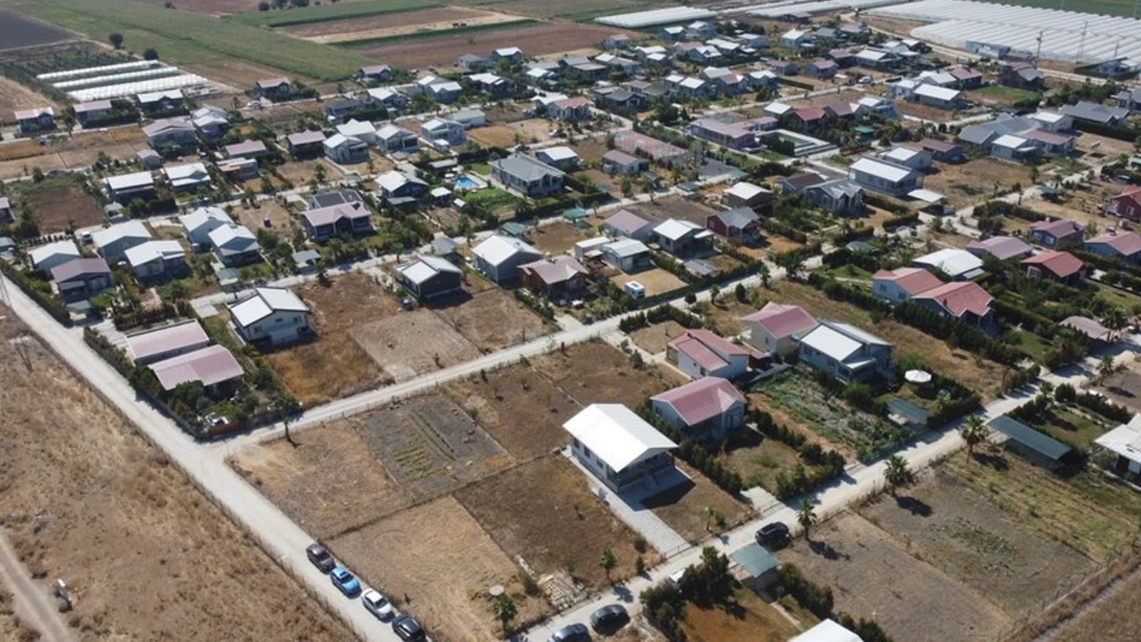 Décision de démolition des constructions illégales sur des terres agricoles !