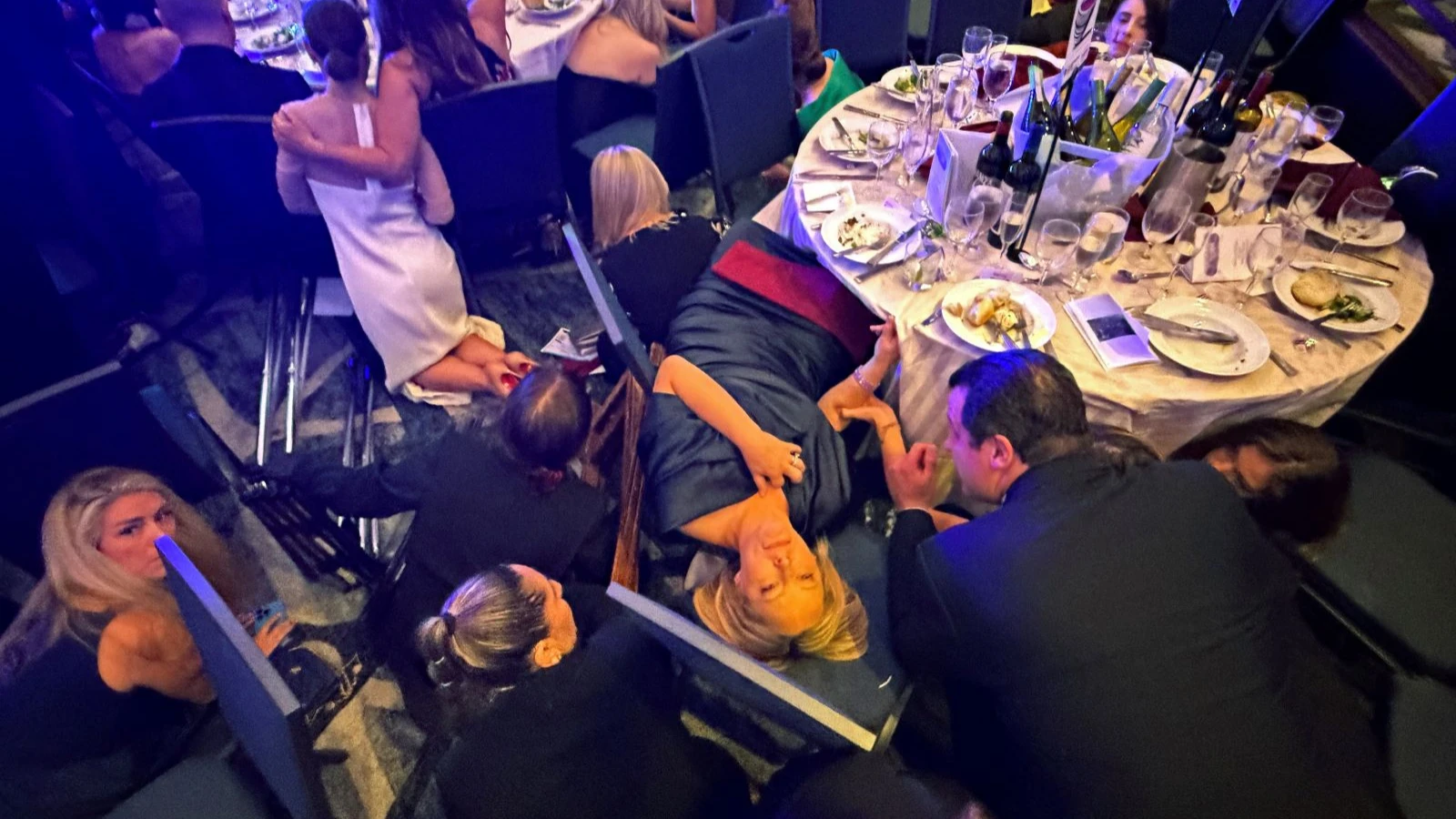 Il était dans le hall lors de la tentative d'assassinat de Trump, ce journaliste a tout raconté un à un