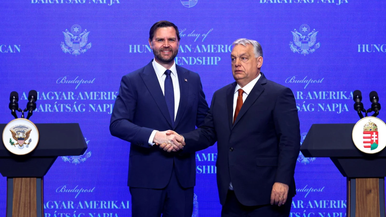 JD Vance a accusé l'Union européenne d'ingérence dans les élections hongroises et est intervenue dans les élections