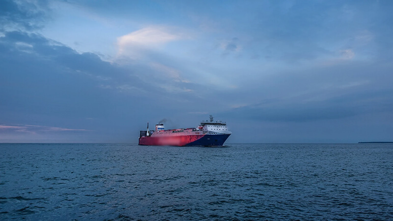 Les États-Unis saisissent un navire transportant du pétrole iranien dans l’océan Indien