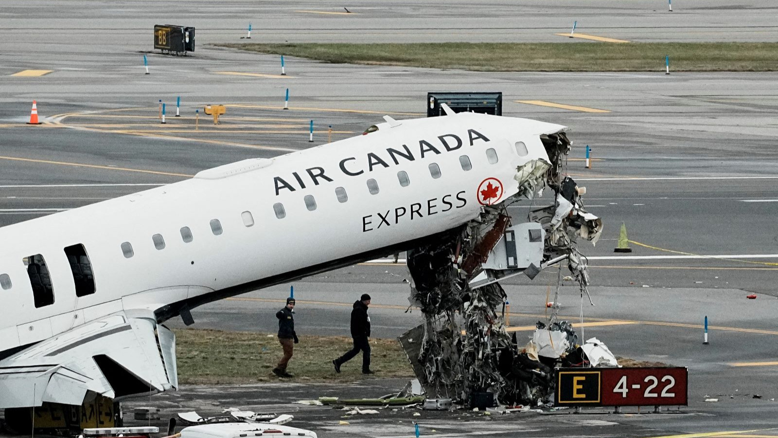 Ne pas parler suffisamment français après l'accident d'avion lui a coûté cher : le PDG d'Air Canada va démissionner