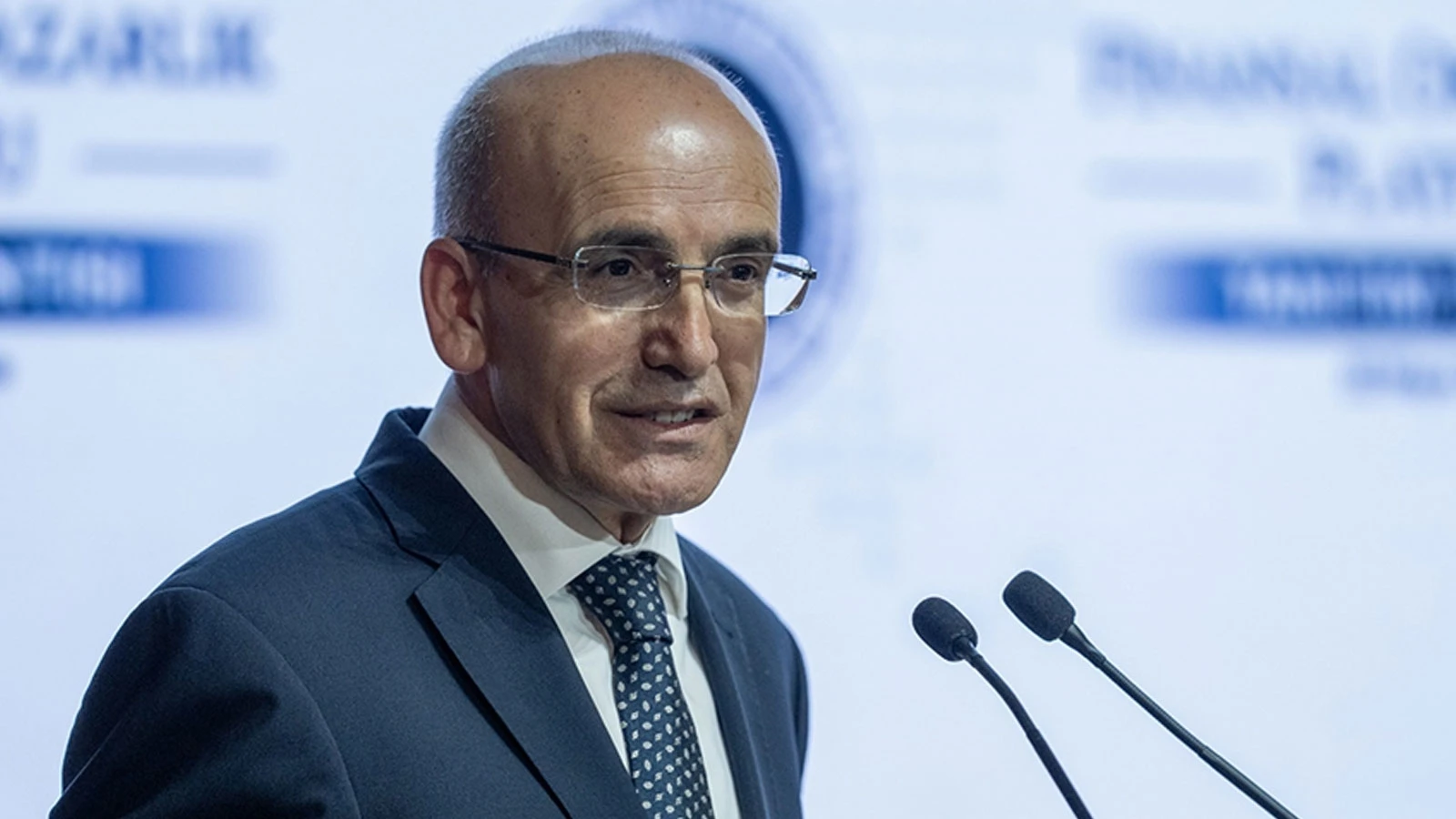 Şimşek: Nous continuerons à soutenir les secteurs générateurs de devises