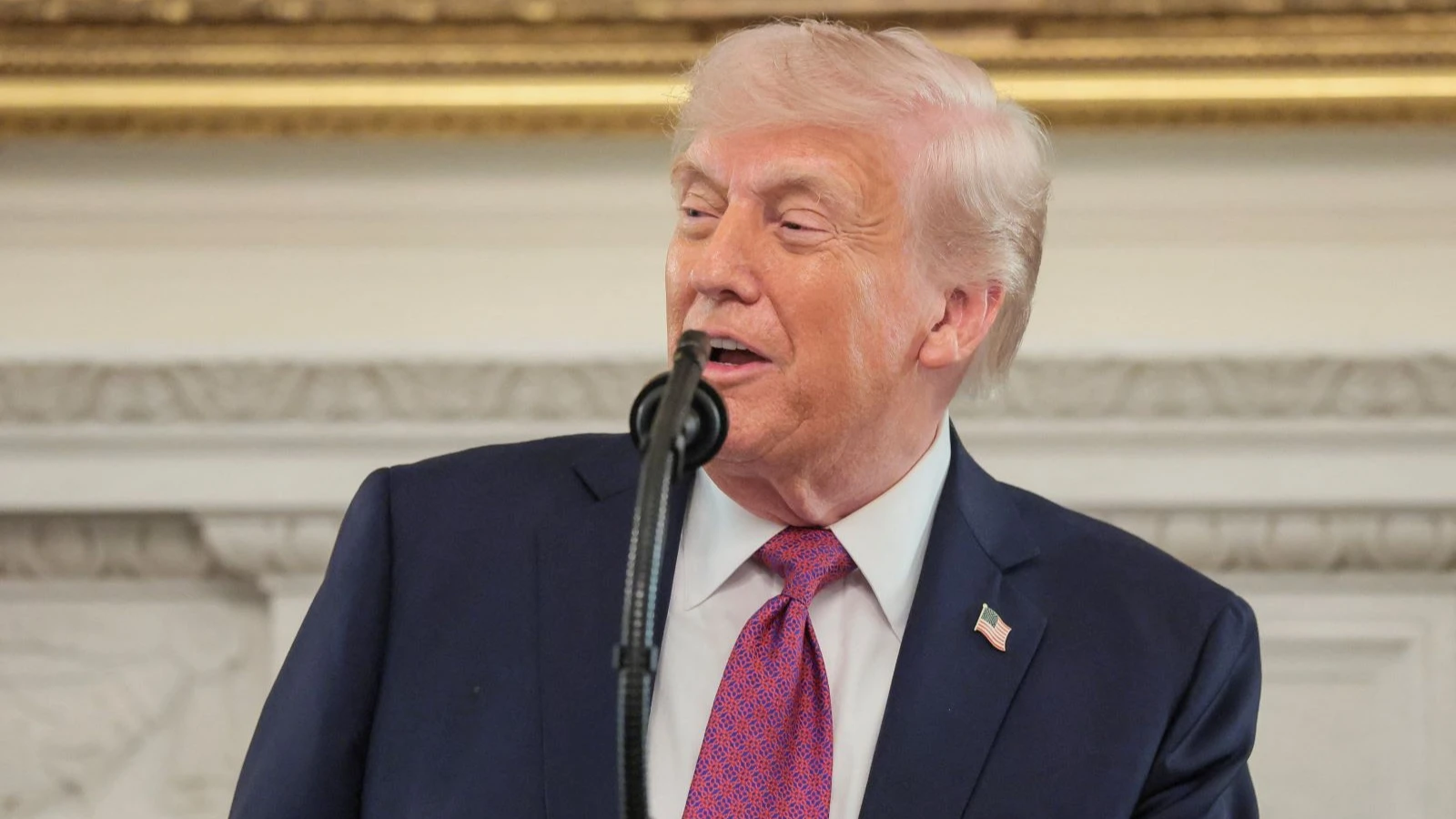 « Trump a-t-il essayé d'utiliser des codes nucléaires ? Déclaration de la Maison Blanche