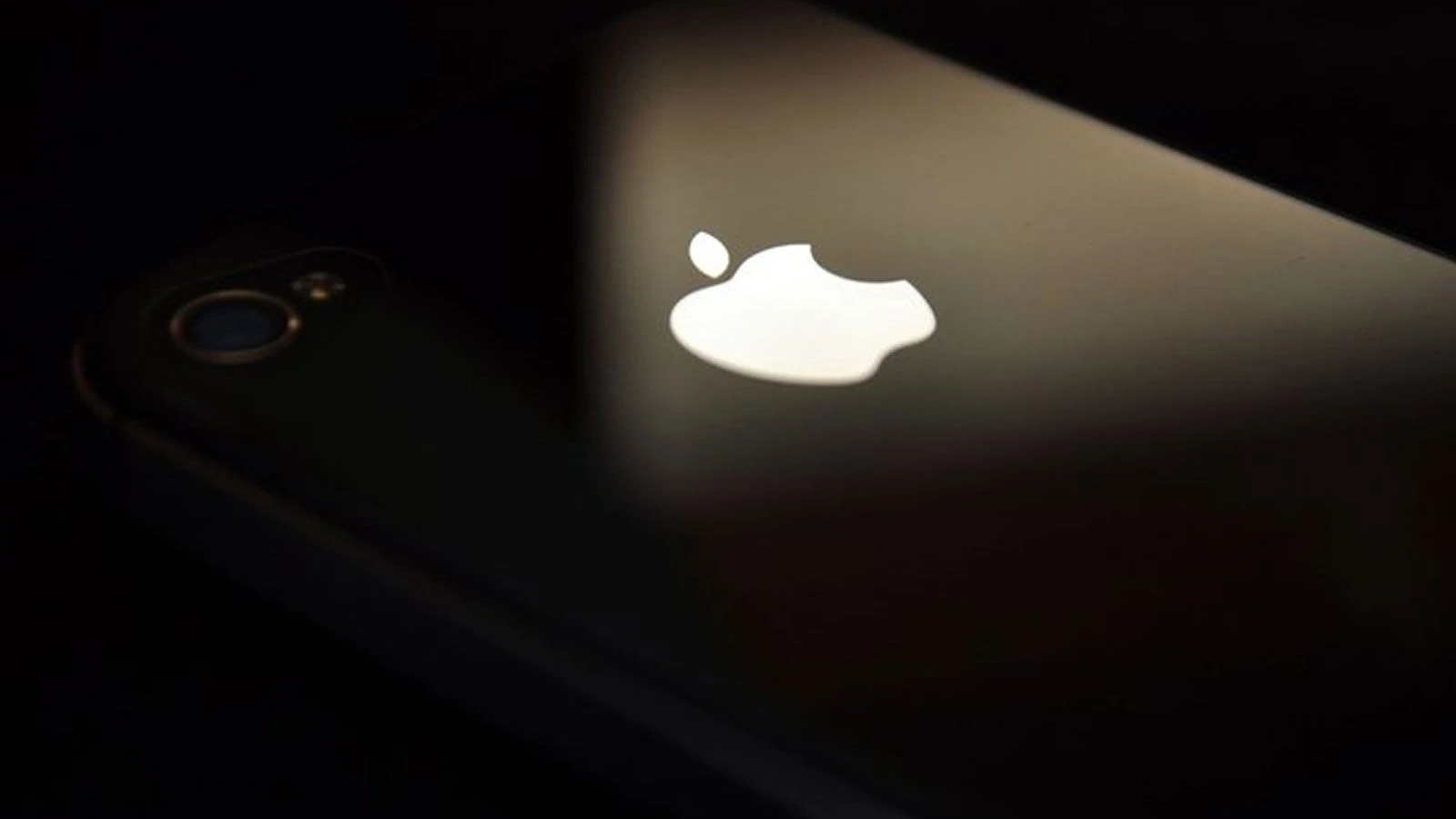 Apple va payer 250 millions de dollars aux utilisateurs d'iPhone grâce à l'intelligence artificielle