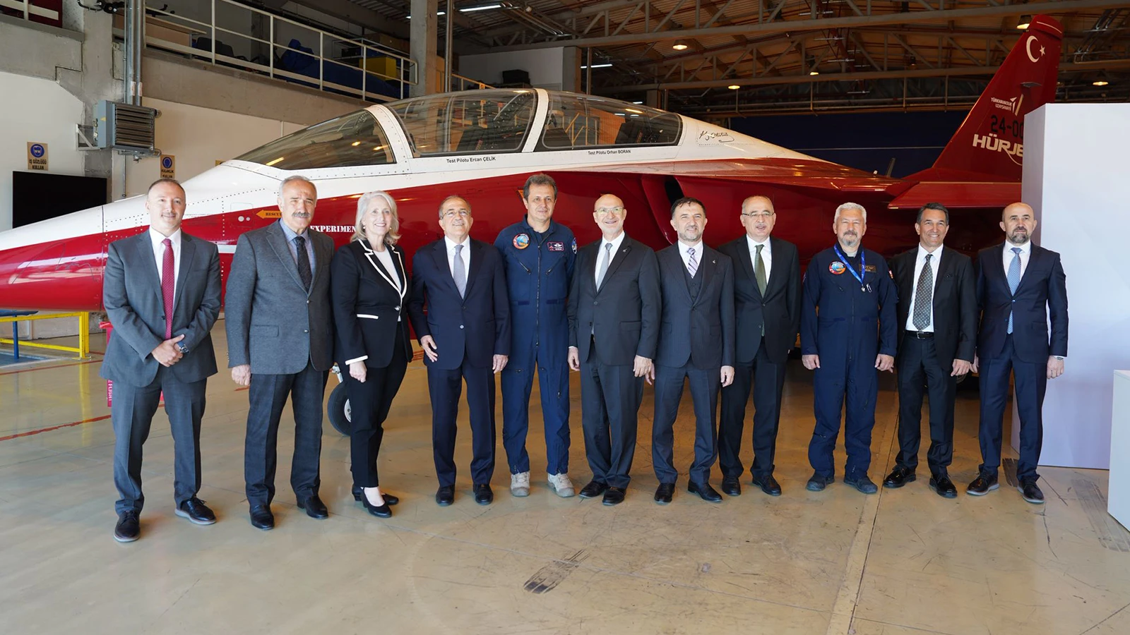 Des signatures ont été signées pour les moteurs F404 de HÜRJET
