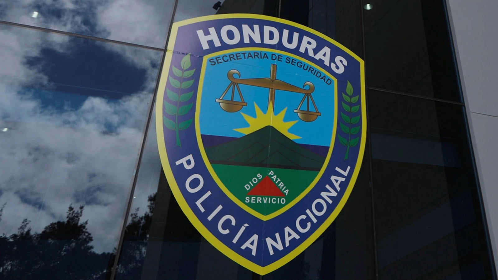 Deux attaques armées distinctes au Honduras : 25 morts, dont 6 policiers